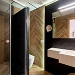 Murillo Brand New With Private Balcony شقة