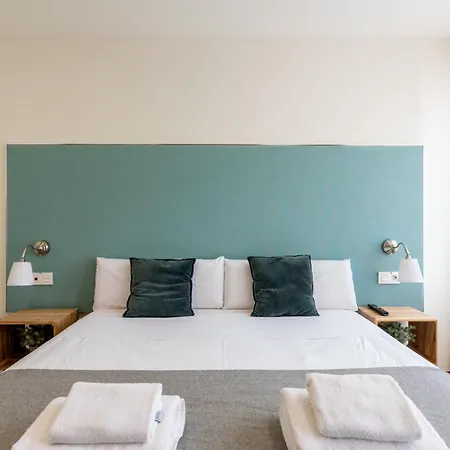 Murillo Brand New With Private Balcony إشبيلية