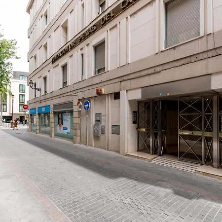 Murillo Brand New With Private Balcony شقة