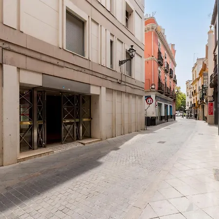 Murillo Brand New With Private Balcony إشبيلية