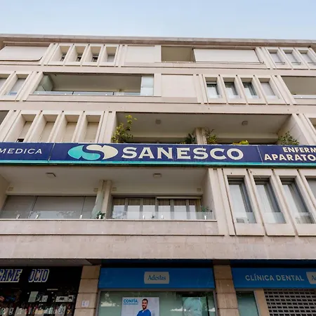 Murillo Brand New With Private Balcony * إشبيلية