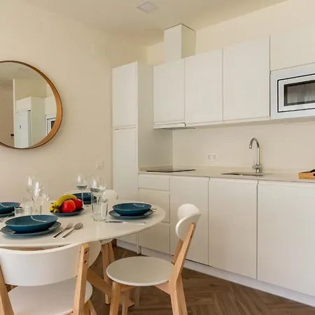 Murillo Brand New With Private Balcony