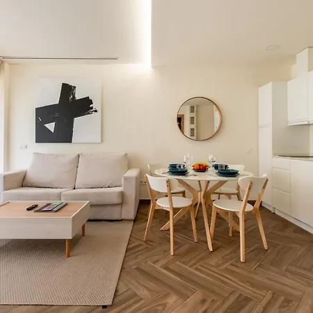 Murillo Brand New With Private Balcony * Σεβίλλη