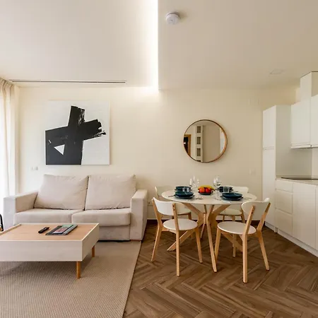 Murillo Brand New With Private Balcony Διαμέρισμα *